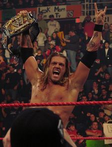 a picture of edge a professional wrestler